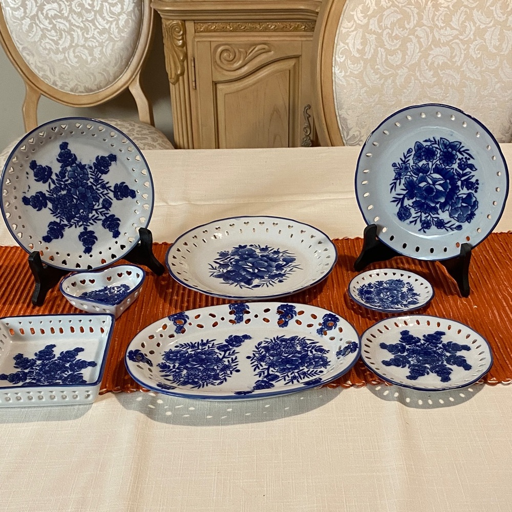 8 Basic Unmarked Porcelain Decorated Reticulated Plates & Small Trinket Dishes